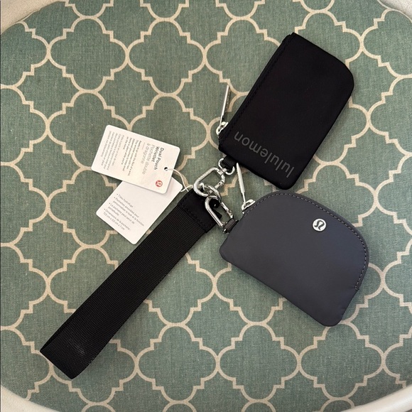 Lululemon Black and Gray Dual Pouch Wristlet Set - Picture 1 of 1